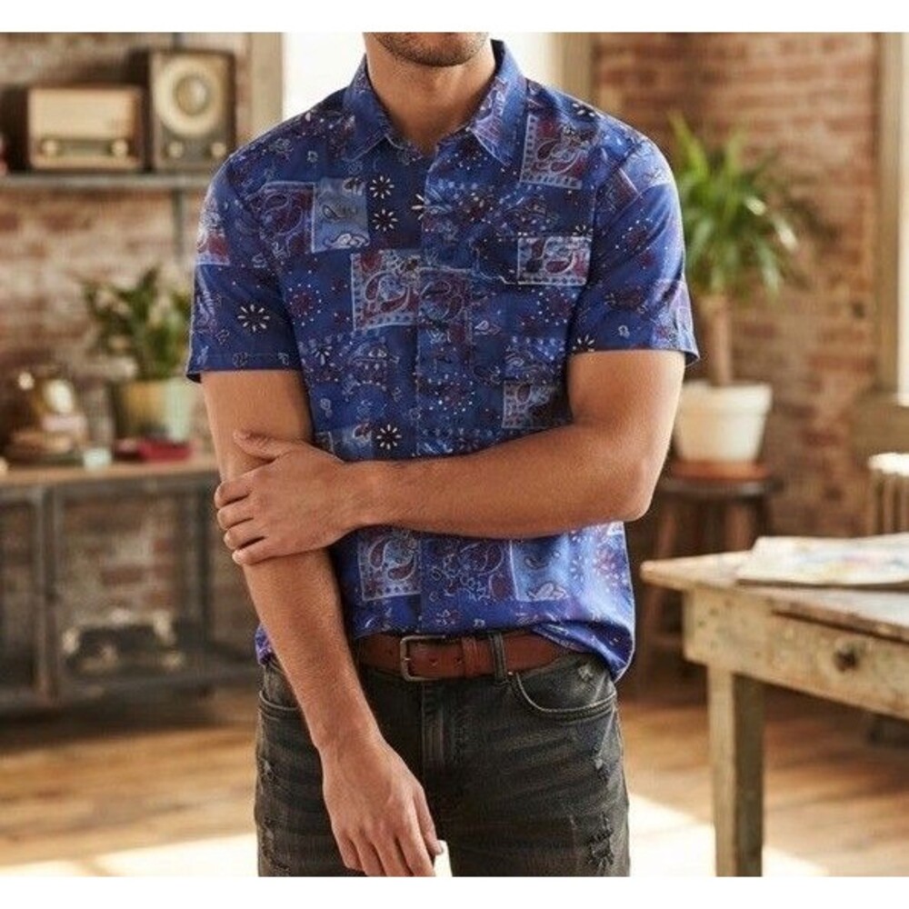 Dogg Supply by Snoop Dogg Men's Blue Paisley Patchwork Short Sleeve Shirt XL